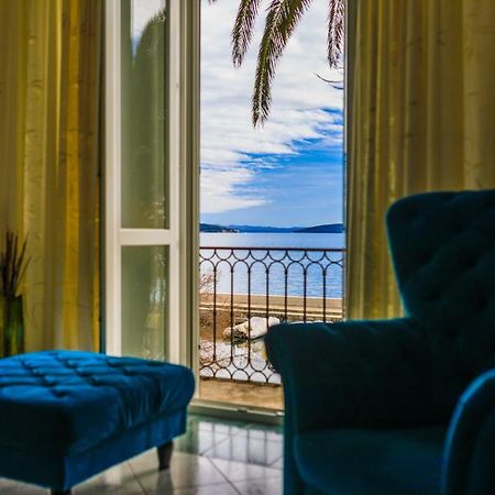 Holiday Home Obrov Kaštela 외부 사진
