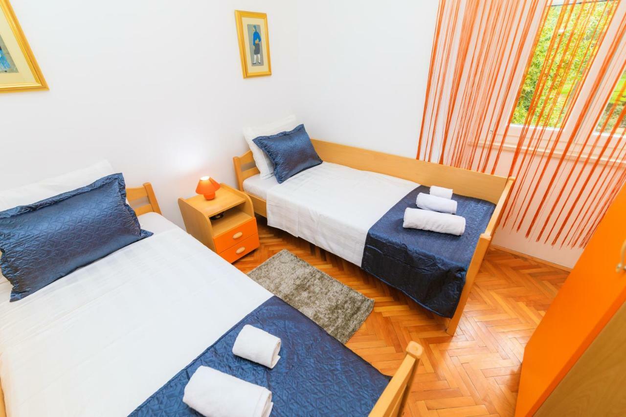 Holiday Home Obrov Kaštela 외부 사진