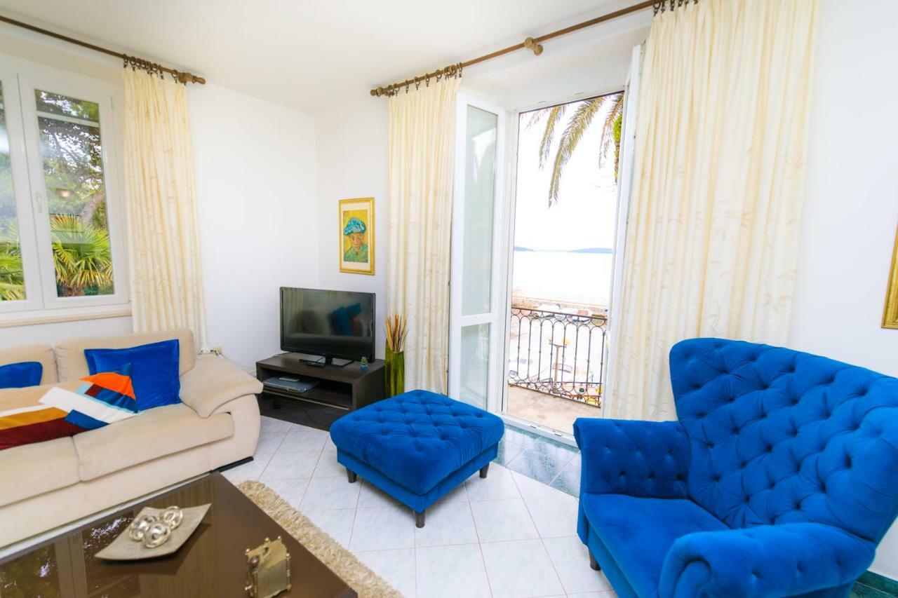 Holiday Home Obrov Kaštela 외부 사진