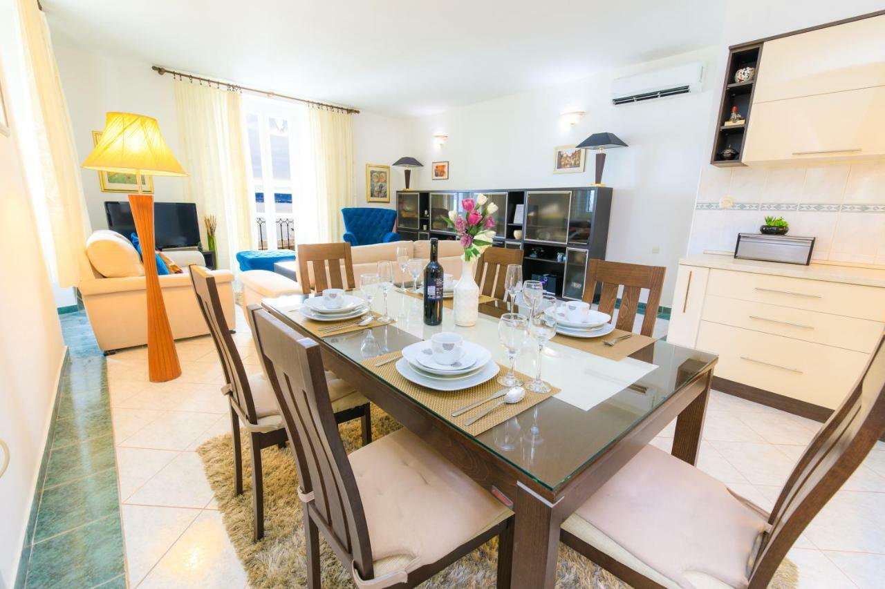 Holiday Home Obrov Kaštela 외부 사진
