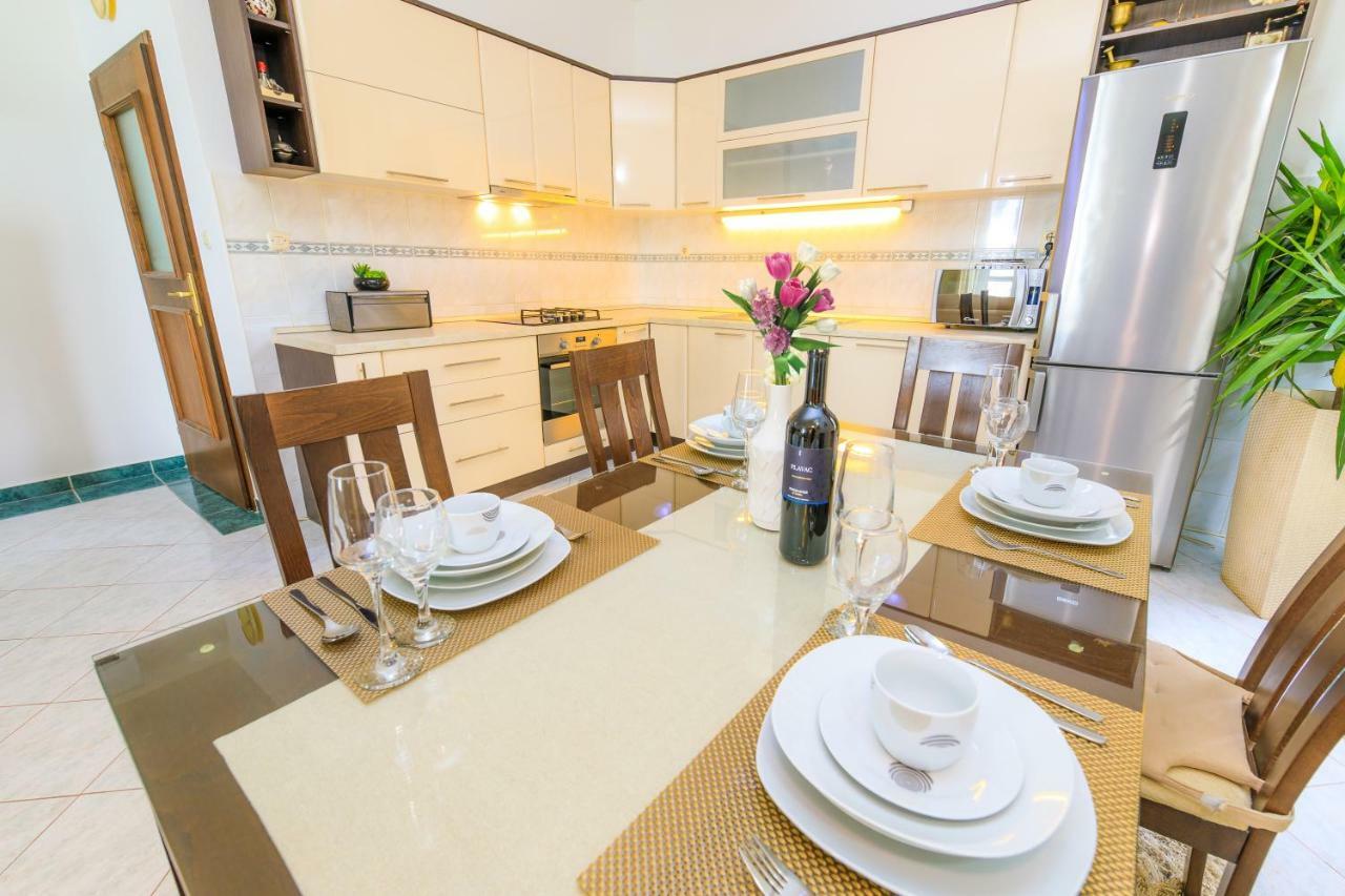 Holiday Home Obrov Kaštela 외부 사진