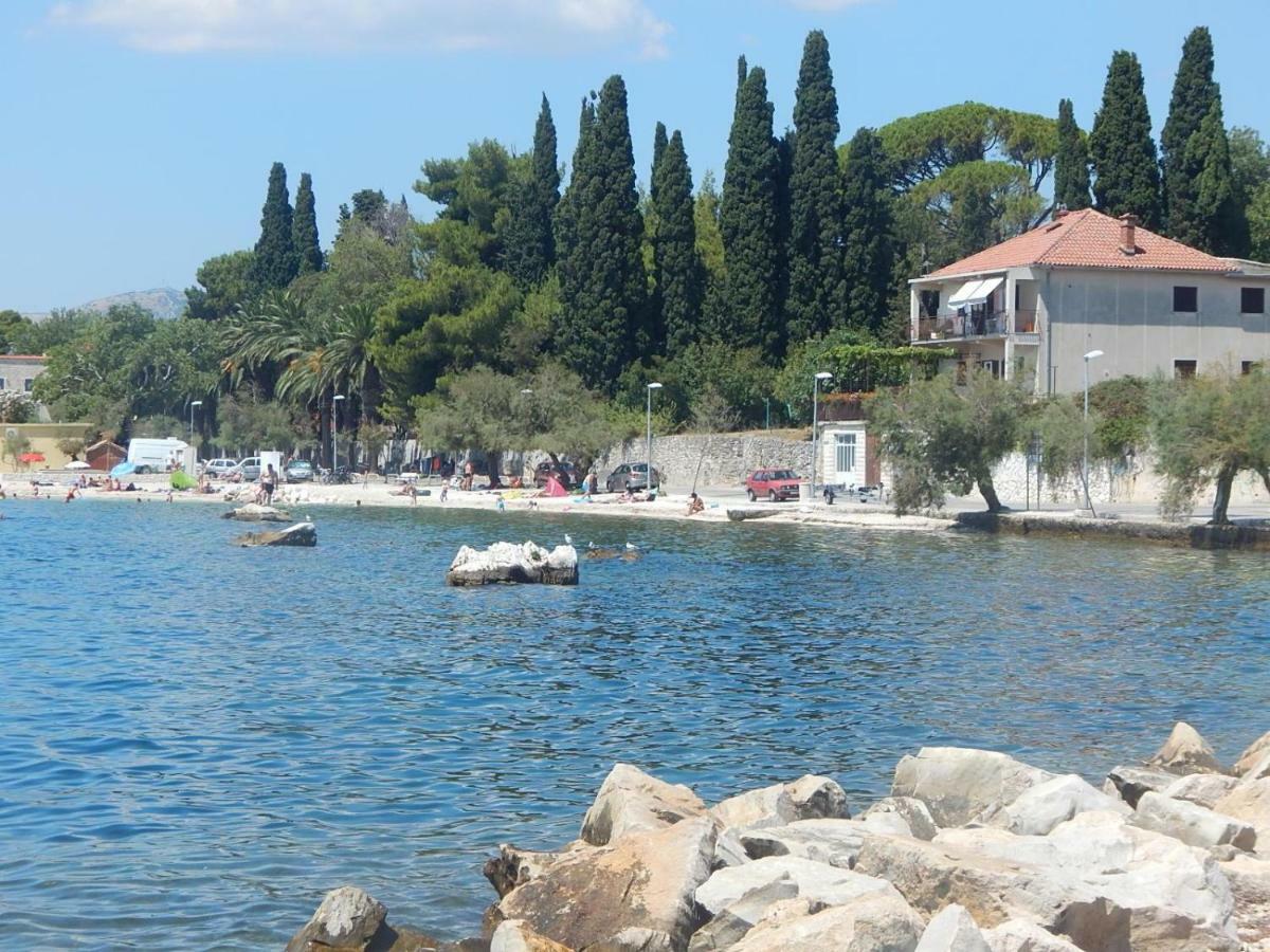 Holiday Home Obrov Kaštela 외부 사진